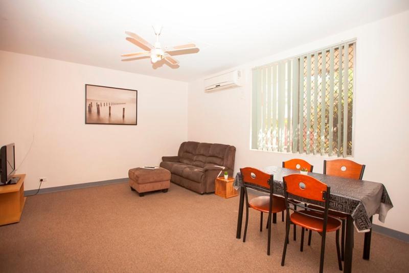Carnarvon Central Apartments Экстерьер фото