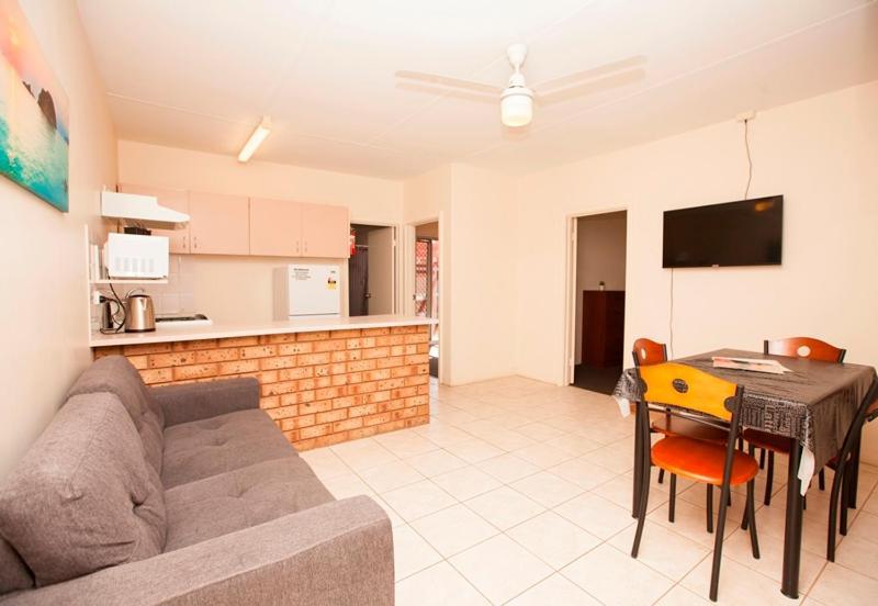 Carnarvon Central Apartments Экстерьер фото