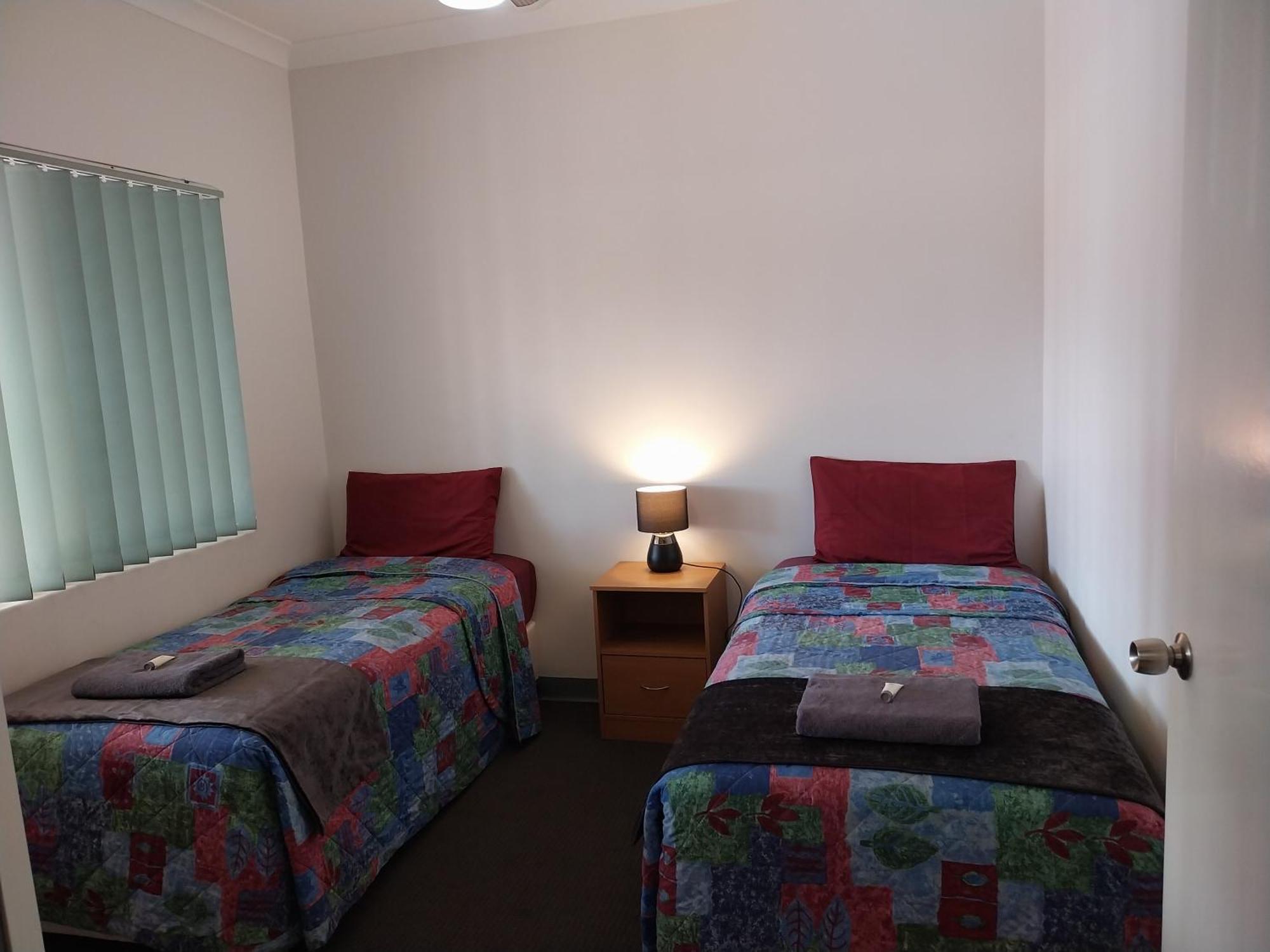 Carnarvon Central Apartments Экстерьер фото