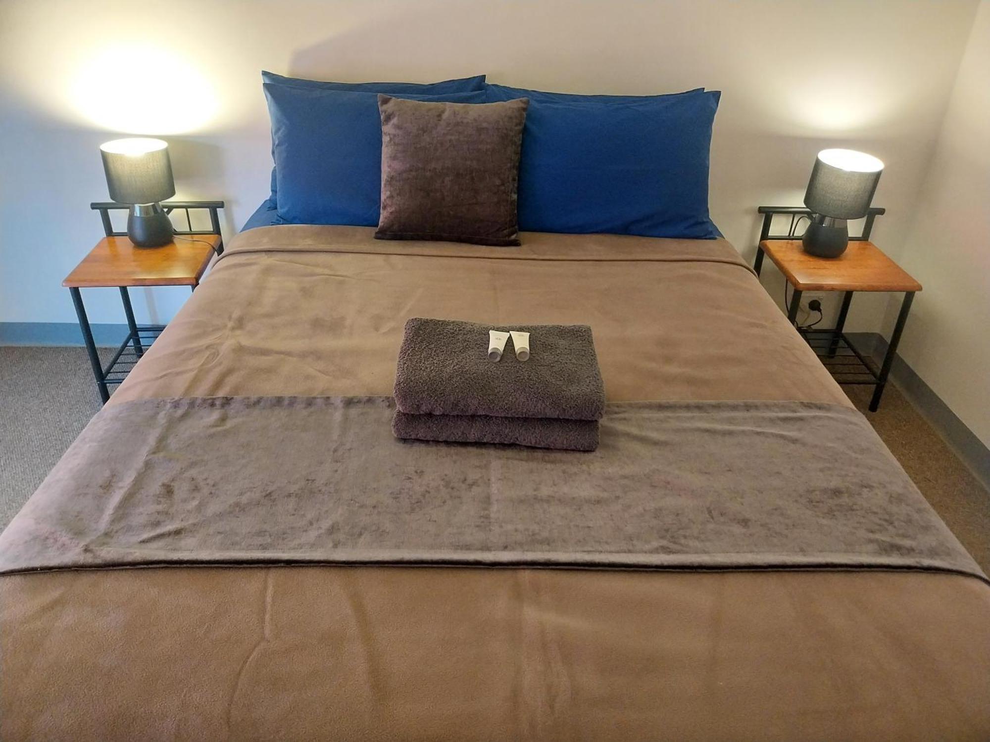 Carnarvon Central Apartments Экстерьер фото